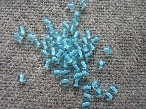 4 mm kerek gyöngy aqua 50 db