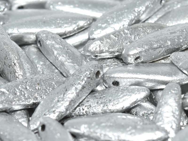 9653_tauto-800_599184f1c9b3fglassdaggers5x1601700e