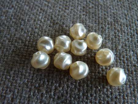 8 mm csavart gömb krém 5 db